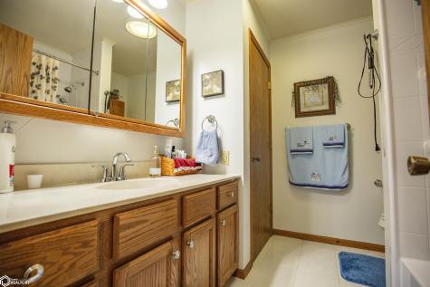 122 Parkside Drive Algona IA 50511