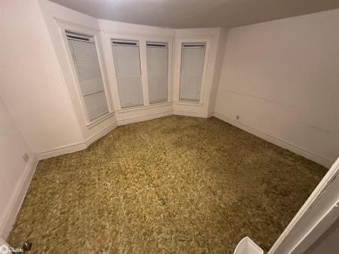 120 1st Avenue SE Clarion IA 50525