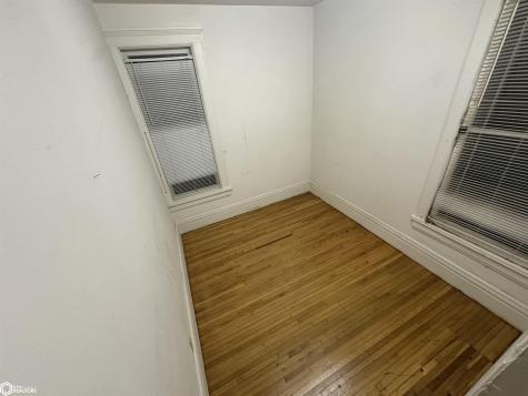 120 1st Avenue SE Clarion IA 50525