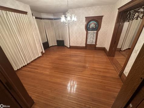 120 1st Avenue SE Clarion IA 50525