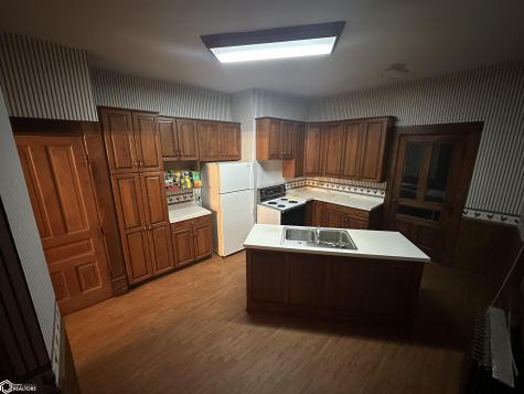 120 1st Avenue SE Clarion IA 50525