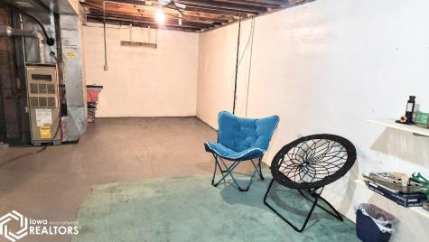 935 11th Street NE Mason City IA 50401