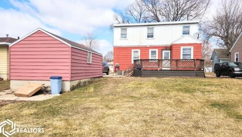 935 11th Street NE Mason City IA 50401