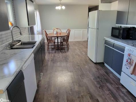 1221 S Main Street Clarion IA 50525