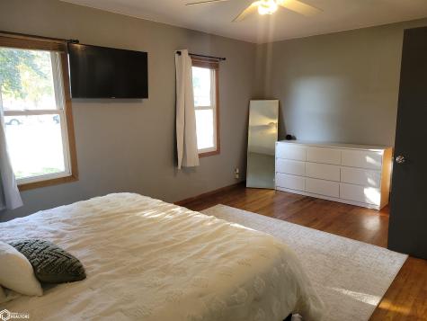 1221 S Main Street Clarion IA 50525