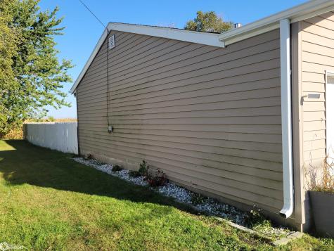 1221 S Main Street Clarion IA 50525