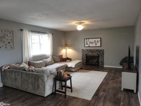 1221 S Main Street Clarion IA 50525