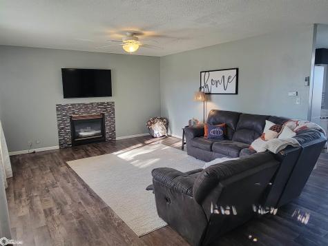 1221 S Main Street Clarion IA 50525