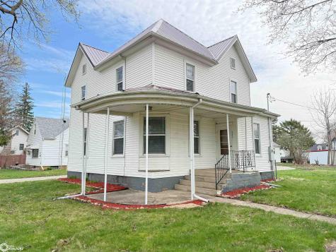 321 S Van Kirk Street Latimer IA 50452