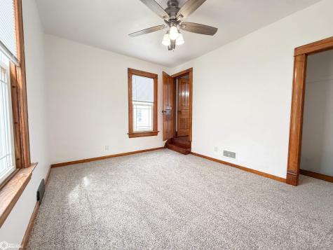 321 S Van Kirk Street Latimer IA 50452