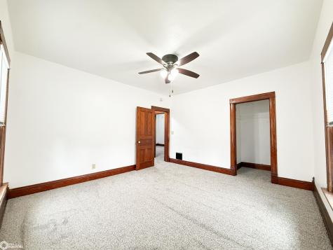 321 S Van Kirk Street Latimer IA 50452