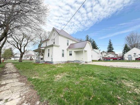 321 S Van Kirk Street Latimer IA 50452