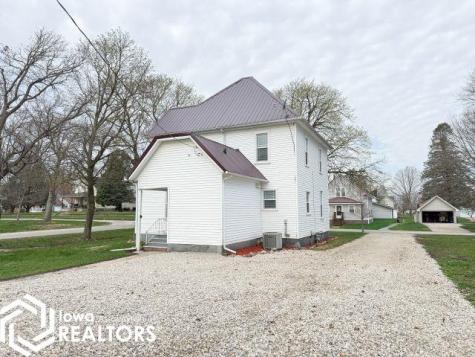 321 S Van Kirk Street Latimer IA 50452