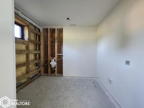 1368 12th Street NE Mason City IA 50401