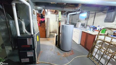 1029 1st Street NE Mason City IA 50401