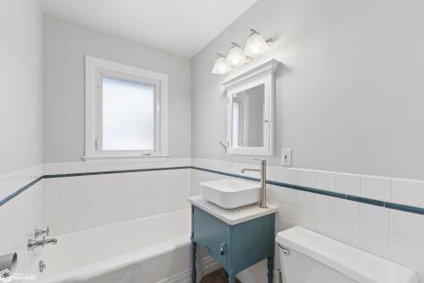 704 N Shore Drive Clear Lake IA 50428