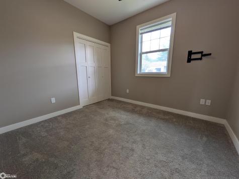 1610 W 7th Avenue N Clear Lake IA 50428