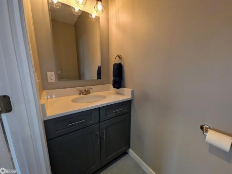 1610 W 7th Avenue N Clear Lake IA 50428