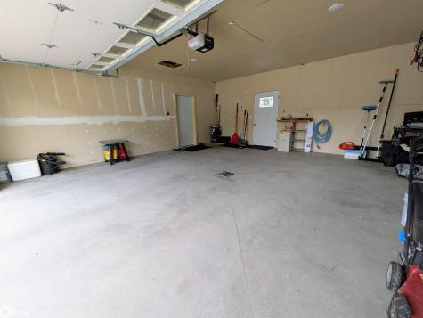 1610 W 7th Avenue N Clear Lake IA 50428