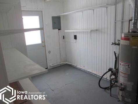 711 1st Street NE Belmond IA 50421