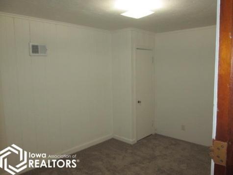 711 1st Street NE Belmond IA 50421