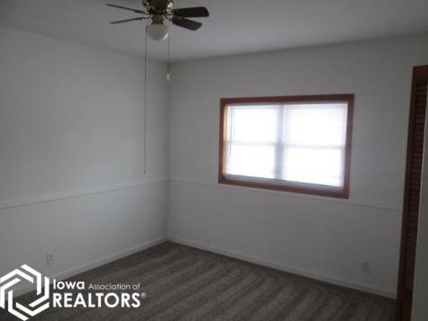 711 1st Street NE Belmond IA 50421