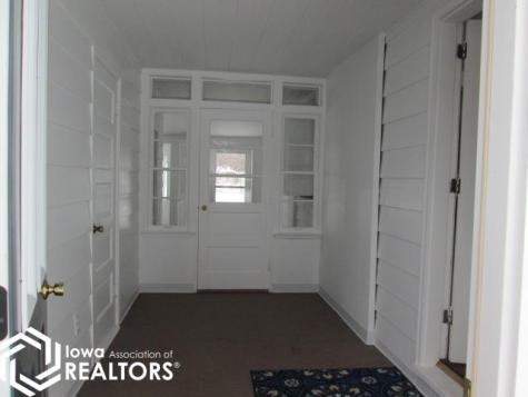 711 1st Street NE Belmond IA 50421