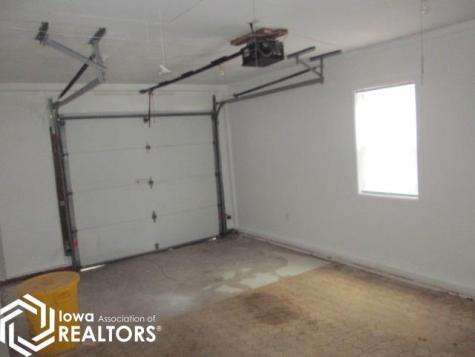 711 1st Street NE Belmond IA 50421