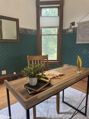 300 N 4th Street Clear Lake IA 50428