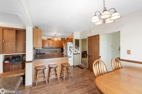 12489 285th Street Mason City IA 50401