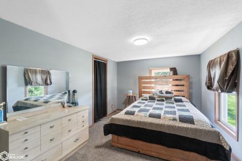 12489 285th Street Mason City IA 50401