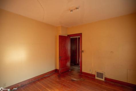 608 E Elm Street Algona IA 50511