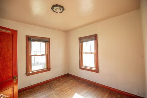 608 E Elm Street Algona IA 50511