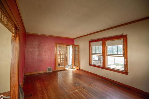 608 E Elm Street Algona IA 50511