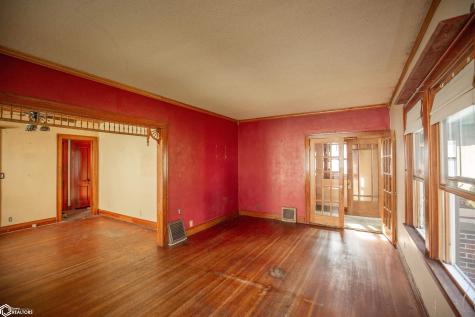 608 E Elm Street Algona IA 50511