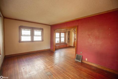 608 E Elm Street Algona IA 50511