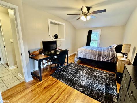 523 10th Avenue N Clear Lake IA 50428