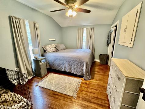 523 10th Avenue N Clear Lake IA 50428