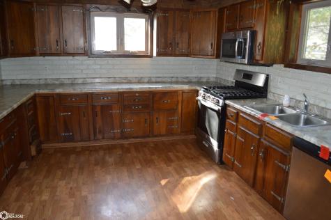 659 3rd Place SE Mason City IA 50401