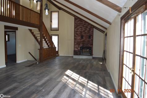 659 3rd Place SE Mason City IA 50401