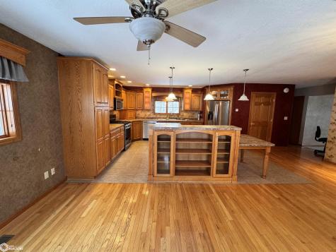 945 S 4th Street Forest City IA 50436