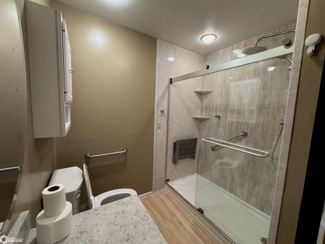 945 S 4th Street Forest City IA 50436