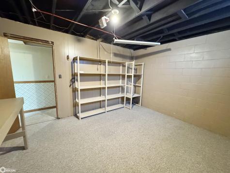 945 S 4th Street Forest City IA 50436