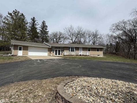 945 S 4th Street Forest City IA 50436