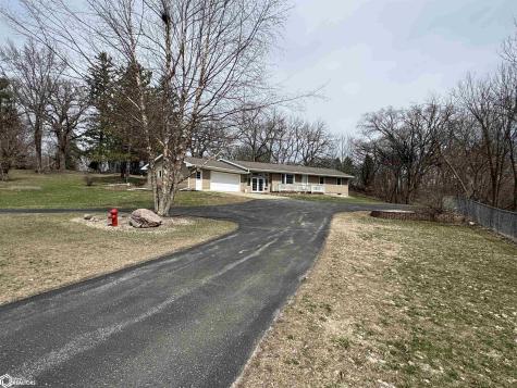 945 S 4th Street Forest City IA 50436