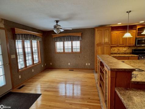 945 S 4th Street Forest City IA 50436