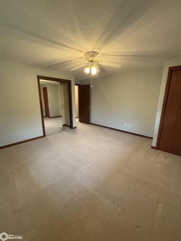 706 S Garfield Avenue Mason City IA 50401