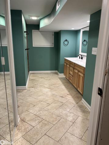 706 S Garfield Avenue Mason City IA 50401