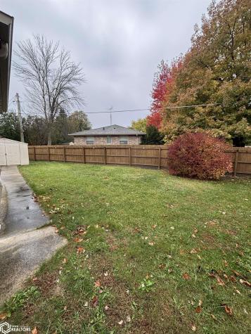 706 S Garfield Avenue Mason City IA 50401