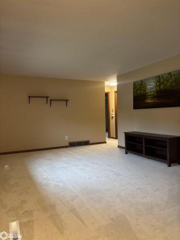 706 S Garfield Avenue Mason City IA 50401